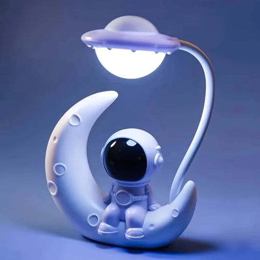 Creative Moon Astronaut Nightlight LED Table Reading Lamp Rechargeable Small Desk Lamp for Bedroom Decoration Study